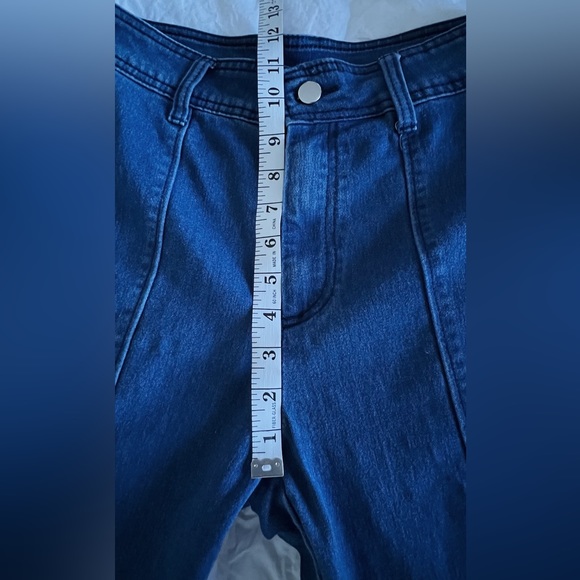 Flying Tomato High Waisted Front Seam Dark Wash Super Flare Jeans Size Small - Picture 6 of 11